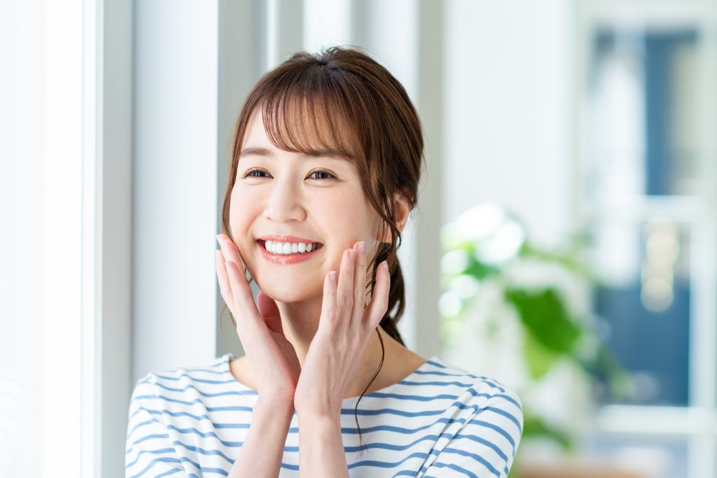クエン酸で体質改善し、若返り笑顔の女性