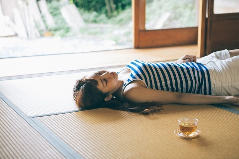 【2025年版】夏バテ完全対策ガイド！猛暑を乗り切るための商品とツボもご紹介